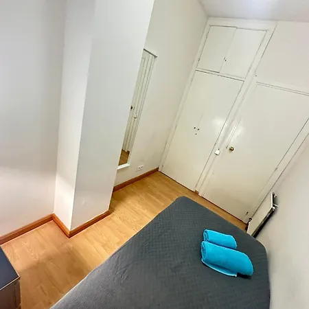 Paris Barcelona