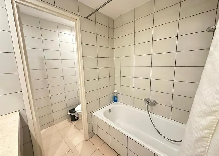 Paris B&B *