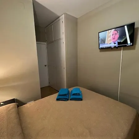 Paris Bed and breakfast *